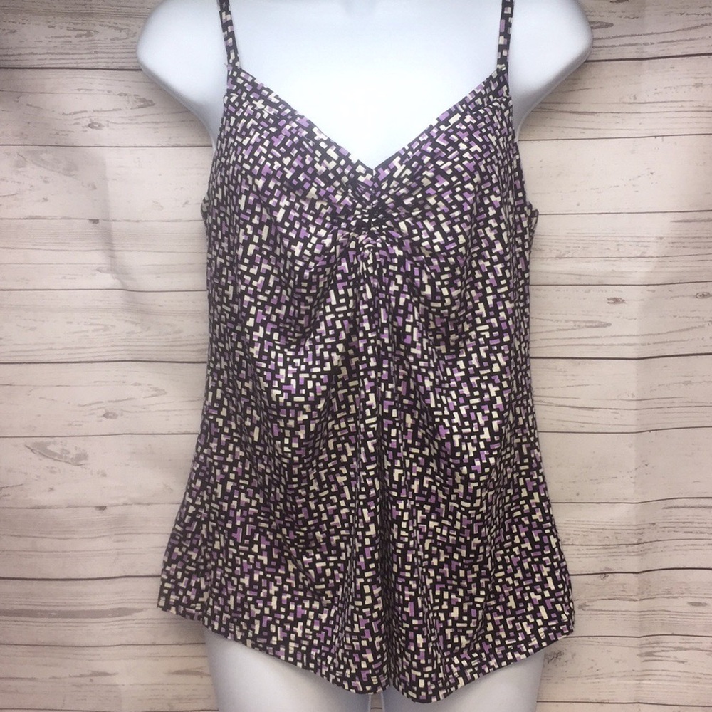 ❤️ NEW YORK&COMPANY Spaghetti Strap Top